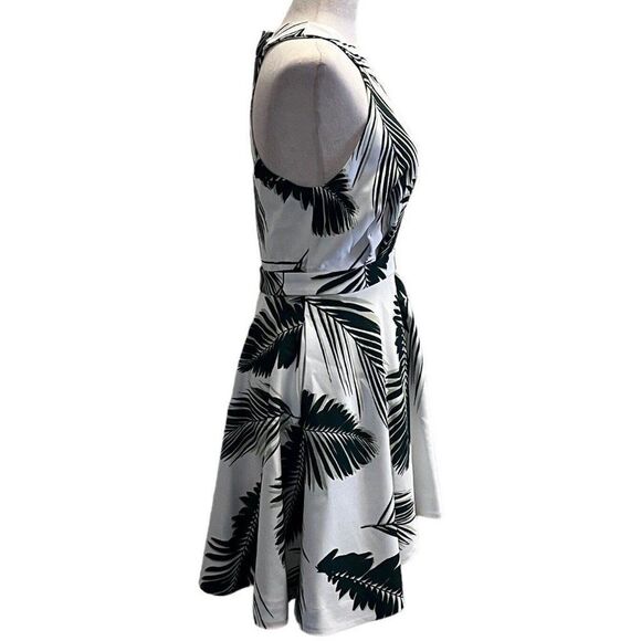 C/MEO Collective Revolve Witness Fit Flare Dress S Small Tropical Leaf Pine Maui - Picture 2 of 11